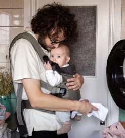 BabyBjörn Bæreseler &Amp; Vikler|Bæresele - Harmony - Mesh - Mørkegrøn