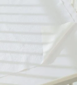 BabyDan Lagner></noscript>Frottéunderlag - 60x120 cm - Vandtæt - Hvid