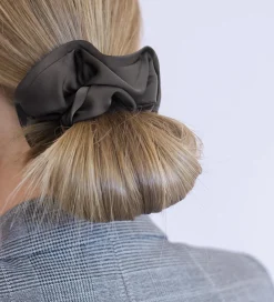 By Stær Scrunchies|Hårelastikker>Scrunchie - Anemone - Grå