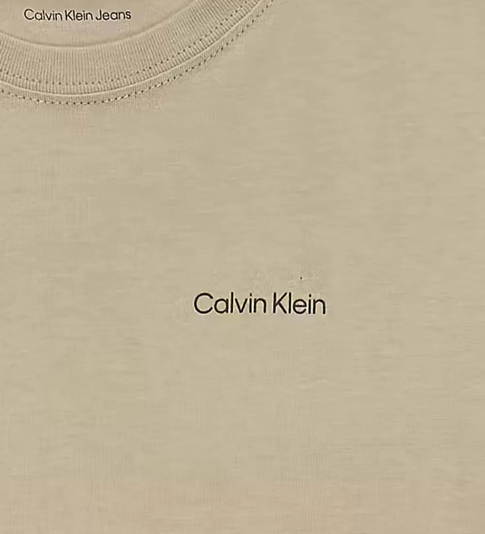 Børn Calvin Klein T-Shirts|T-shirt - Chest Inst. Logo - Ancient Marble Grey