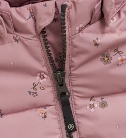 Børn Color Kids Overgangsjakker|Dunjakker Og Dynejakker></noscript>Dynejakke - Woodrose m. Blomster