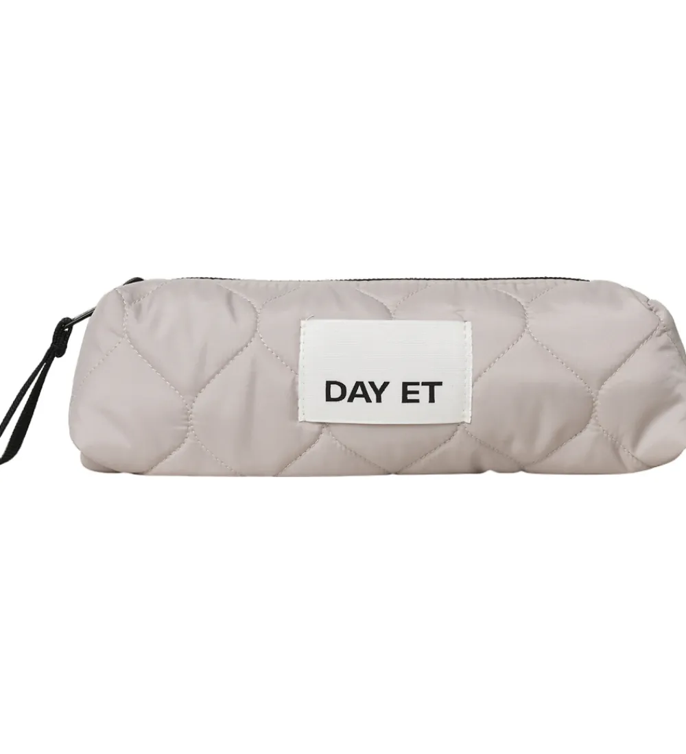 DAY ET Penalhuse|Penalhus - Gweneth RE-Q Dash - Chateau Gray