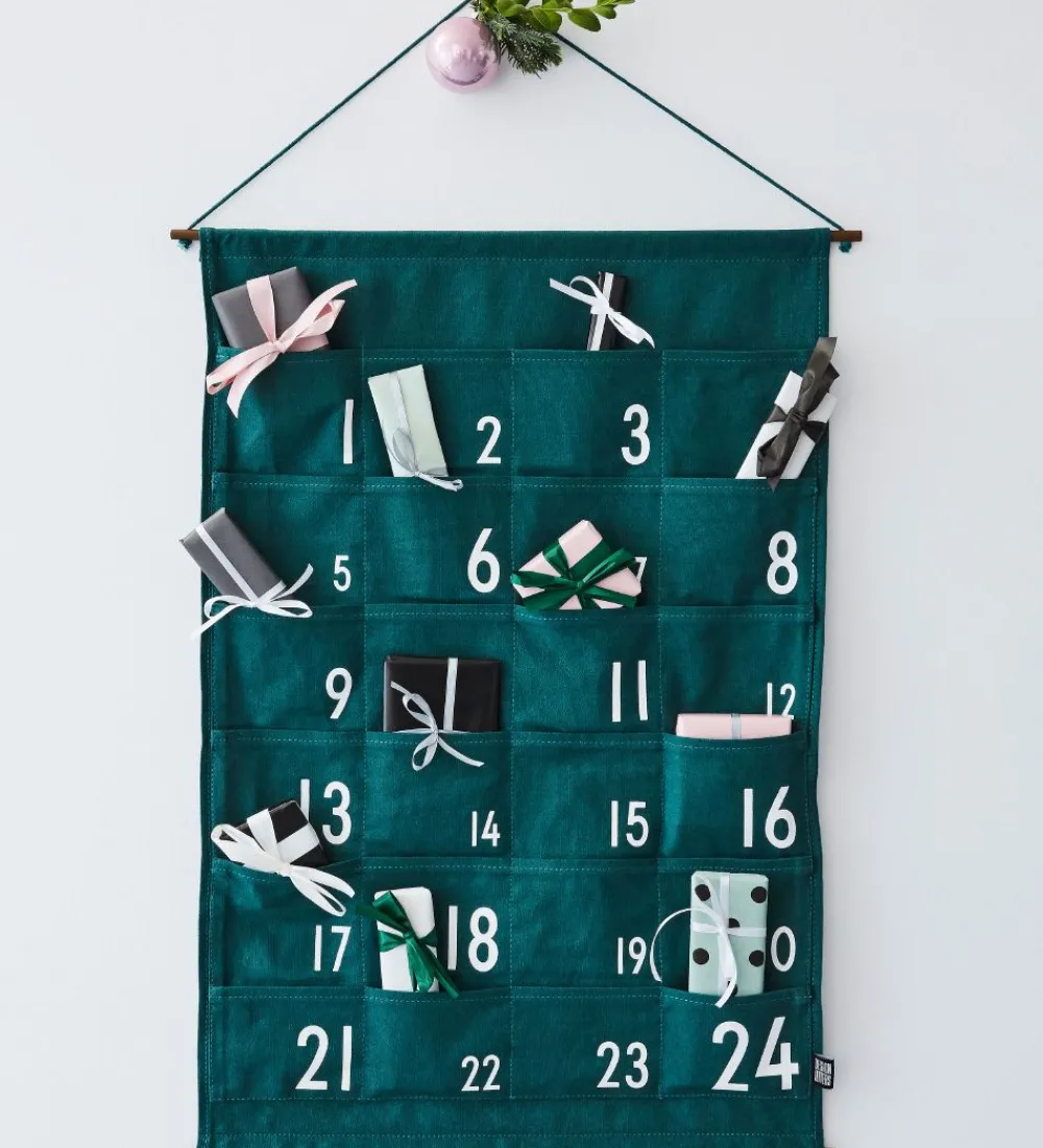 Design Letters Julekalender|Julekalender - 73 cm - Mørkegrøn