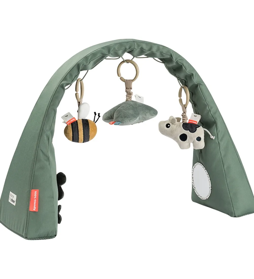 Done by Deer Babylegetøj|Aktivitetsstativer>Aktivitetsstativ - Tiny Farm - Green