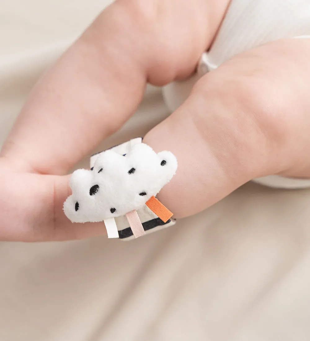 Done by Deer Gribelegetøj|Håndledsranglesæt - 2-pak - Happy Clouds - Blå