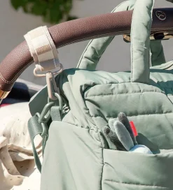 Done by Deer Pusletasker><noscript><img width=