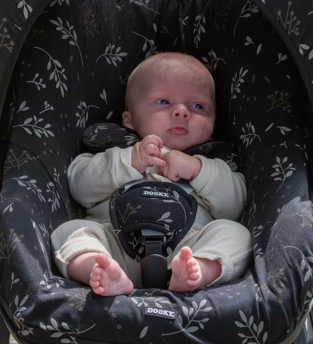 Dooky Autostole|Universelle Puder - Romantic Leaves - Sort