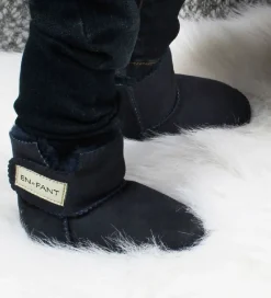 En Fant Skindfutter><noscript><img width=