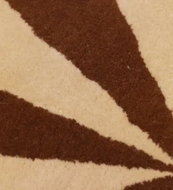 Ferm Living Gulvtæpper|Gulvtæppe - Uld - Ø: 130 cm - Brick/Hvid