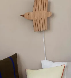 Ferm Living Væglamper>Lampe - Bird Lamp - Oiled Oak