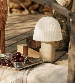 Ferm Living Lamper>Lampe - Bærbar - Cashmere/Hvid