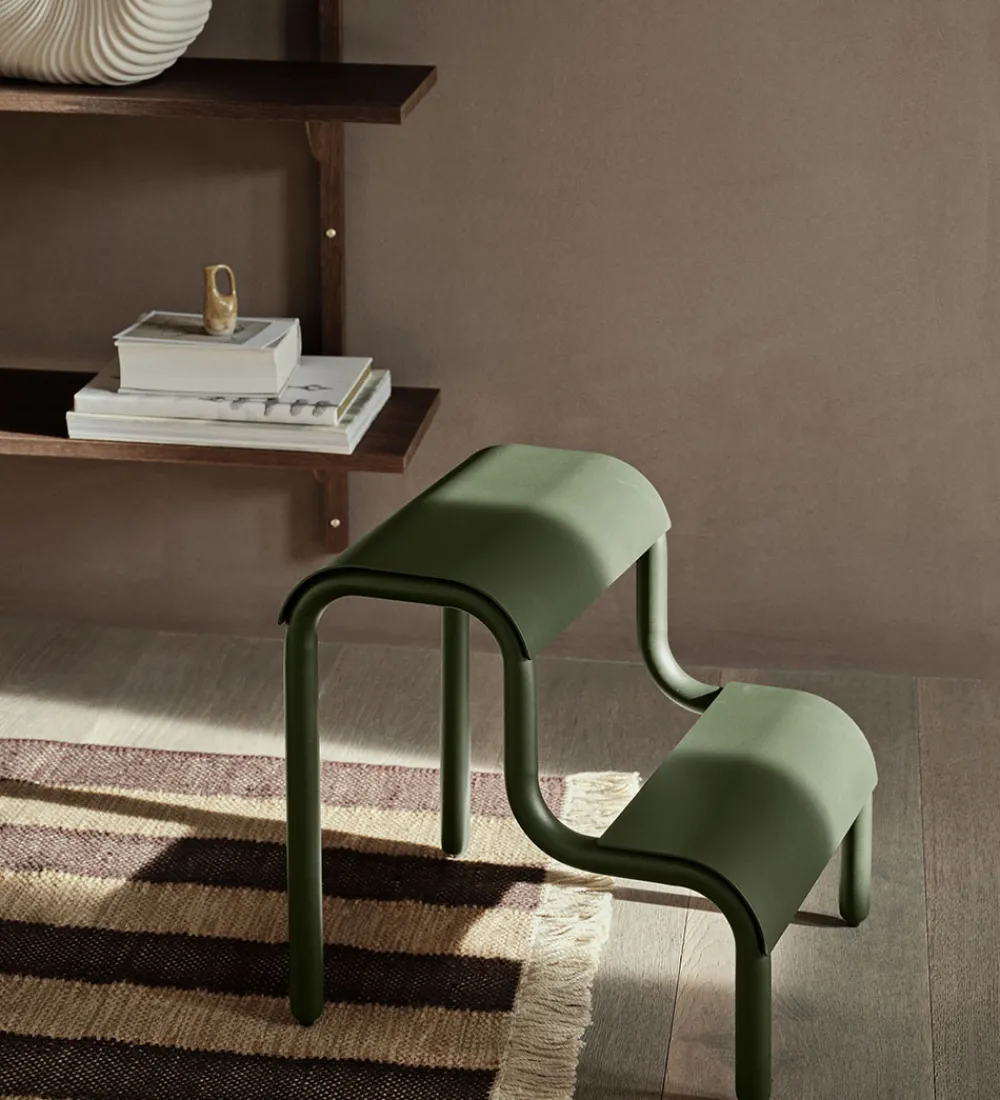 Ferm Living Skamler>Skammel - 34x35,7x36,2 cm - Forest Green