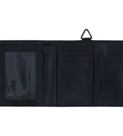 Jordan Punge>Pung - Trifold - Sort