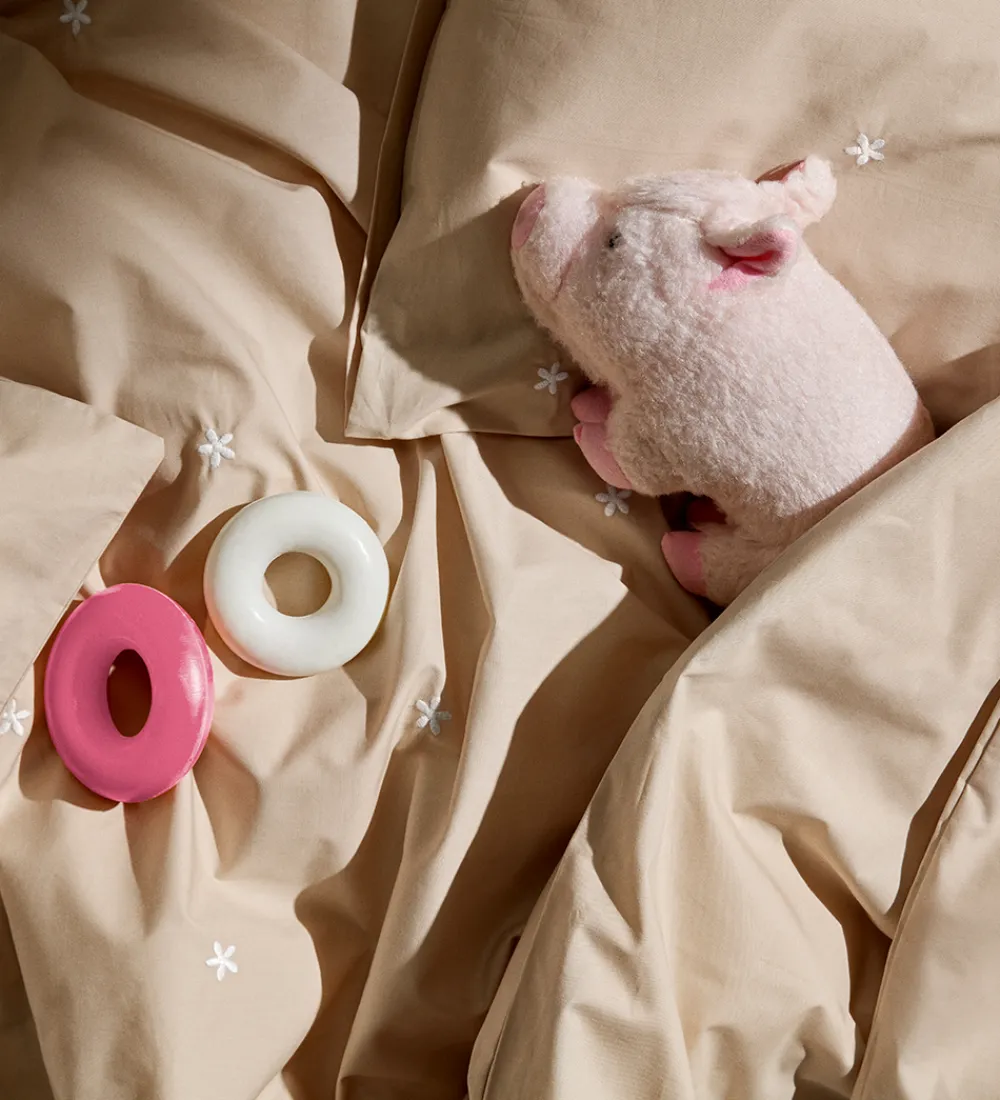 Juna Sengetøj>Sengetøj - Daisy - Junior - Sand/Hvid