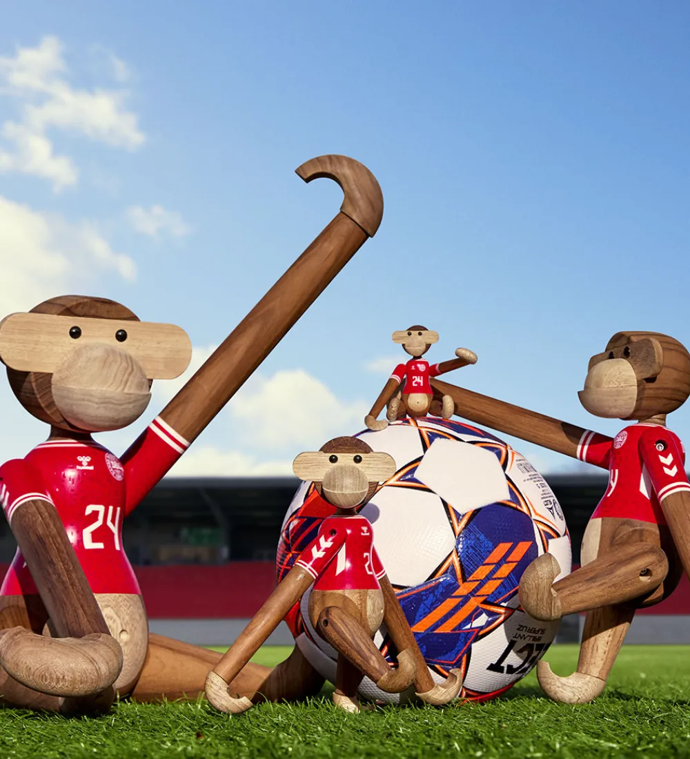 Kay Bojesen Pyntefigurer|Træfigur - Abe - DBU Herre 2024 - Mini - Teak/Limba