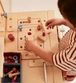 Kids Concept Legeværktøj|Legekøkken Og Legemøbel|Værktøjsbænk - 39 dele - Træ