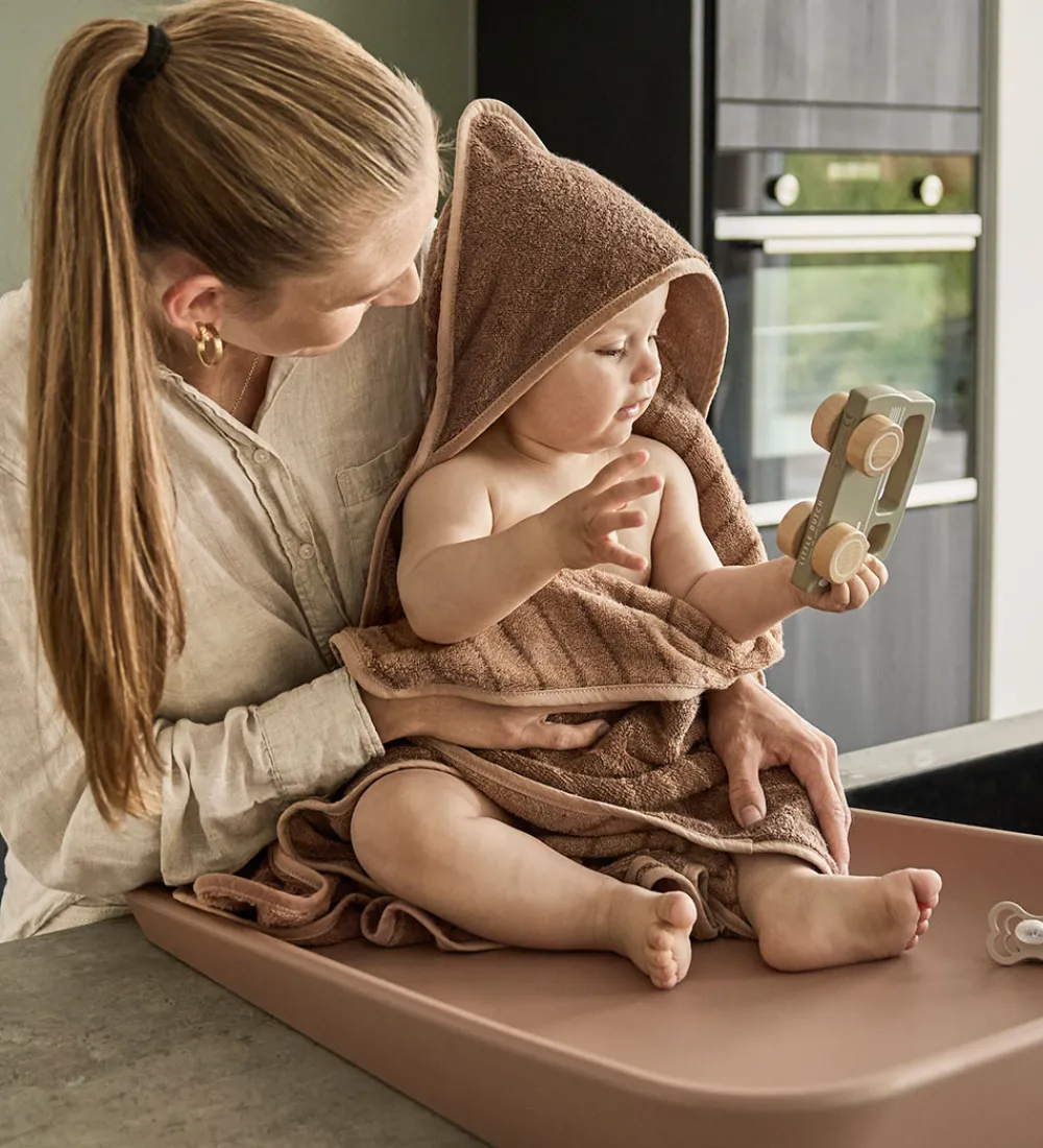 Leander Babyhåndklæde- Og Poncho|Håndklæder>Babyhåndklæde - Hoodie - 80x80 cm - Clay