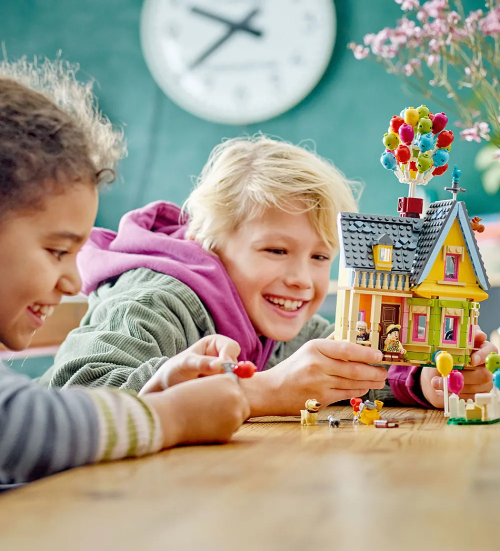 LEGO® Lego®|Byg Og Klodser>Disney - Huset fra "Op" 43217 - 598 Dele
