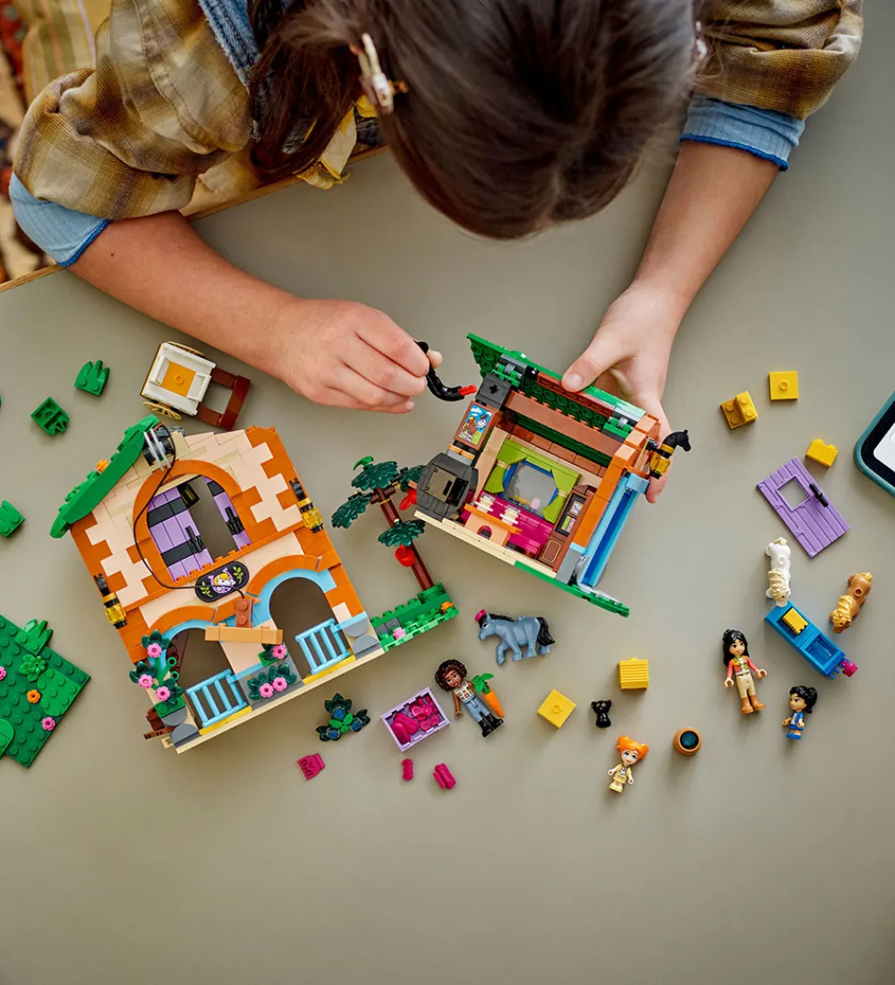 LEGO® Lego®|Konstruktionslegetøj|Friends - Ponyfarm Og Stald 42654 - 727 Dele