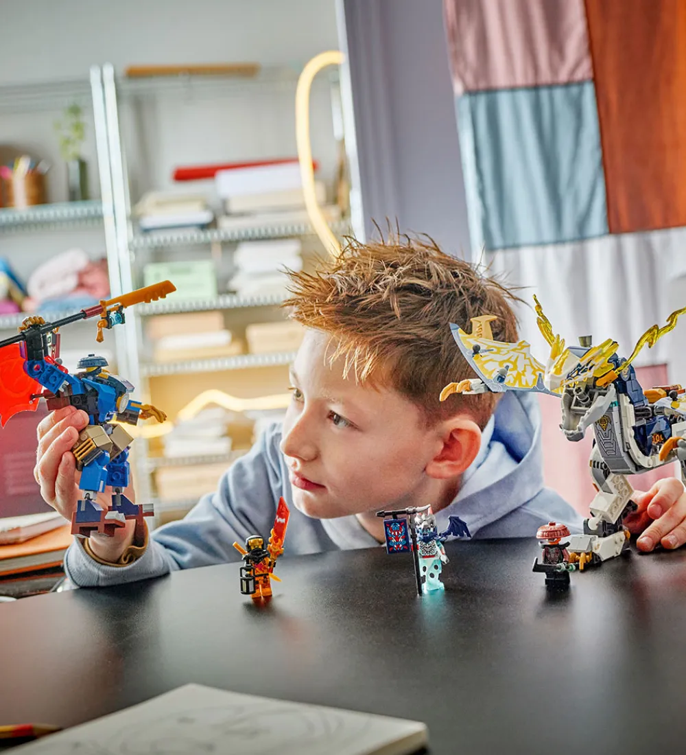 LEGO® Lego®|Konstruktionslegetøj>Ninjago - Rogues drageflyver-mech 71843 - 584 dele