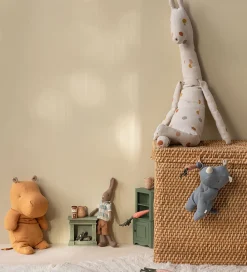 Maileg Bamser></noscript>Bamse - Safari Friends - Flodhest - Medium - Honninggul