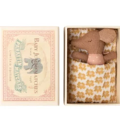 Maileg Dukker Og Tilbehør|Mus - Baby Mus i Tændstikæske - Rosa