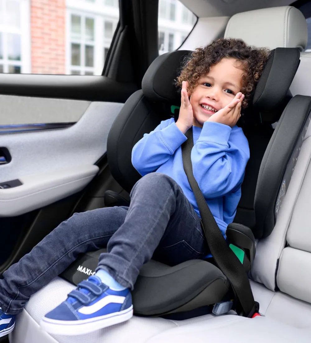 Maxi-Cosi Autostole>Autostol - RodiFix M i-Size - Basic Black