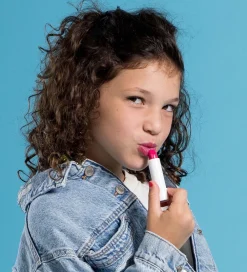 Miss Nella Neglelak><noscript><img width=