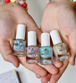 Miss Nella Neglelak><noscript><img width=