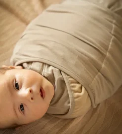 Moonboon Sovetid|Babysvøb><noscript><img width=