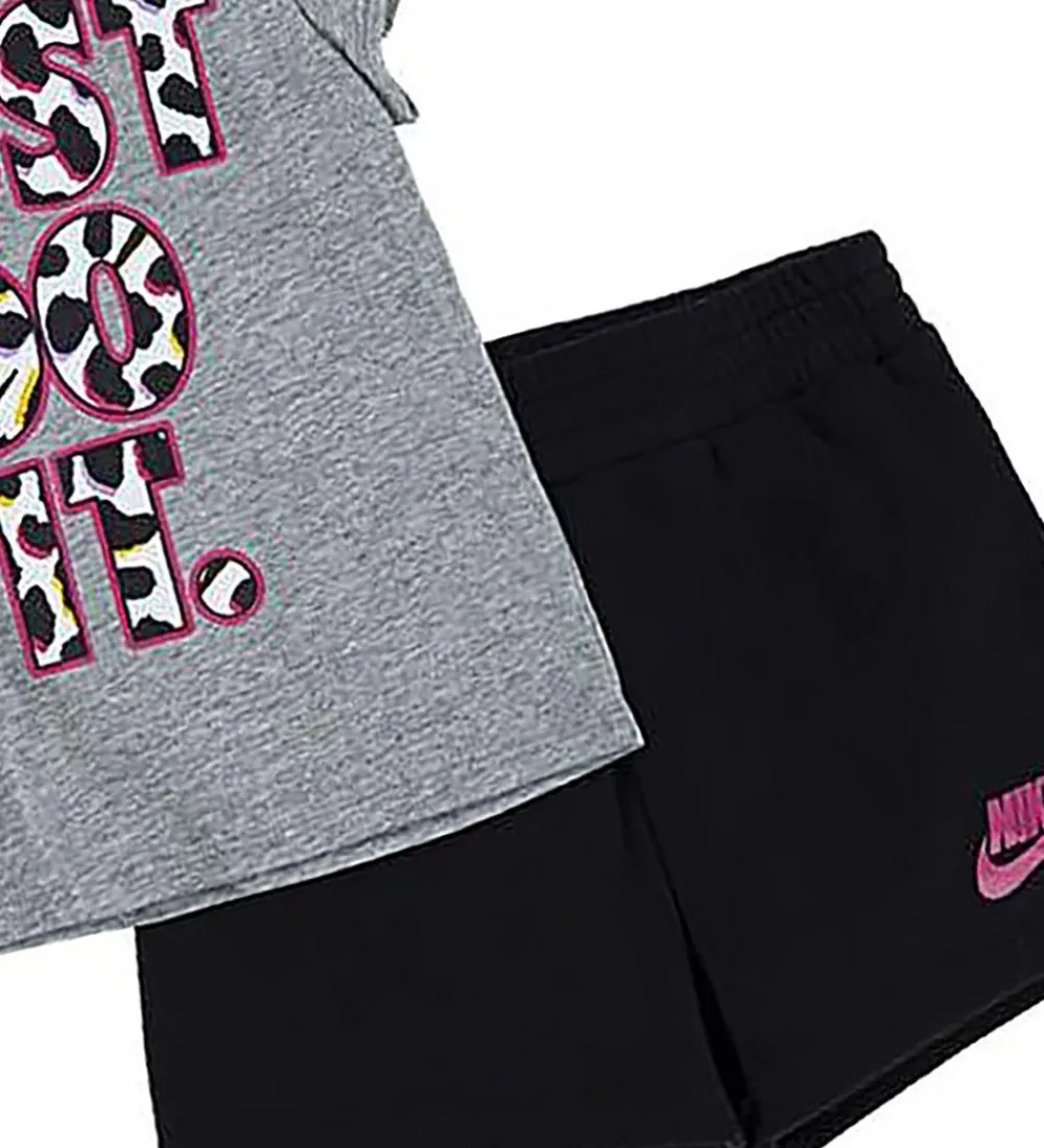 Nike Gymnastiktøj|Shortssæt - T-shirt/Shorts - On The Spot - Sort/Grå