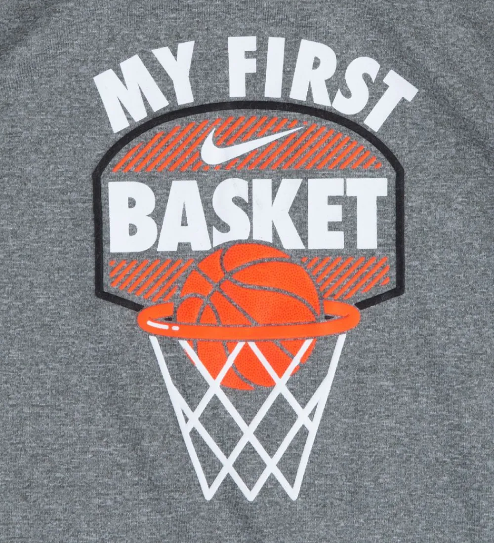 Nike Gymnastiktøj>Shortssæt - T-shirt/Shorts - My First Basket - Sort/Grå