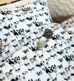 Nørgaard Madsens Sengetøj|Sengetøj - Baby - Hvid m. Køer