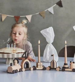 OYOY Dekoration|Fødselsdagstoge>Fødselsdagstog - Otti - Nature/Dark