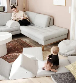 Pine Cone Tumledyr|Motorisk Legetøj|Tumlemøbel - 17,5x45x35 cm - Moon - Happy Play - Sand