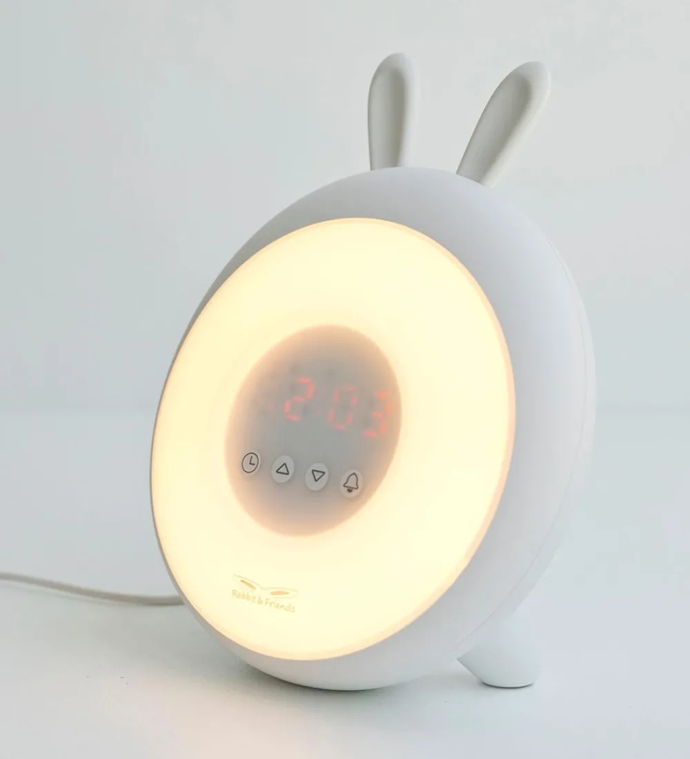 Rabbit & Friends Fritstående Lamper|Natlamper|Vækkeur m. Lys - 20x15x6 cm - Wake Up - Grøn