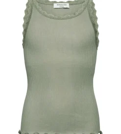 Børn Rosemunde Toppe>Top - RkBalta - Rib - Abbey Stone m. Blonder