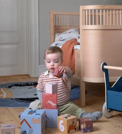 Sebra Senge><noscript><img width=