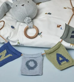 Smallstuff Flagranker|Strikket Bogstav - O - Blå Alfabet