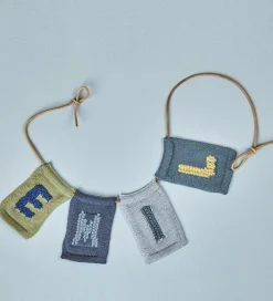 Smallstuff Flagranker|Strikket Bogstav - M - Blå Alfabet