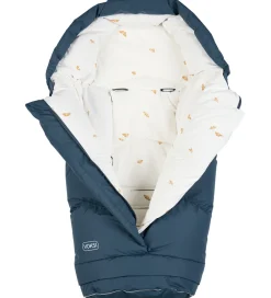 Voksi Køreposer></noscript>Kørepose - City North - 90/115 cm - Poppy Blue/Wings