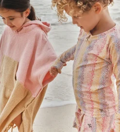 Børn Wheat Badetøj></noscript>Badeshorts - UV40+ - Isabella - Multi Rainbow